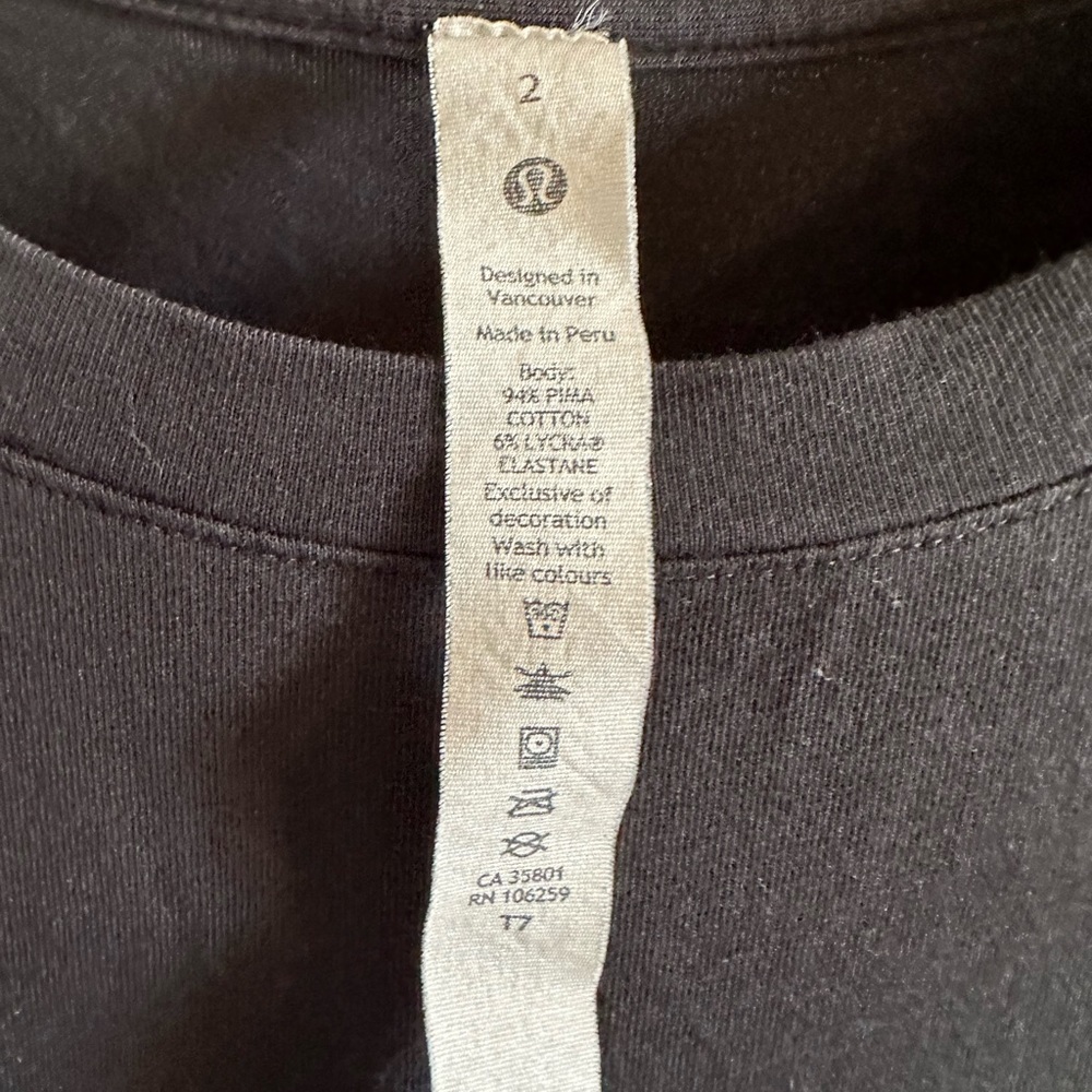 Lululemon Athletica Black Pima Cotton Tee with ‘Therabody’ Logo Size 2 EUC - Picture 7 of 7
